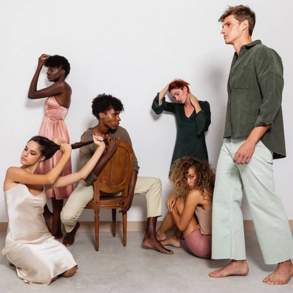 Produits coiffants , soin de finition, cire de coiffage , texturiser votre coiffure  pour tous style de coiffure à Lyon Rhône Alpes