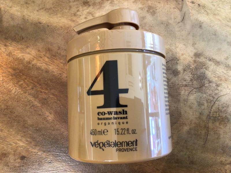 Où acheter un soin lavant multi fonction aux actifs végétaux de beurre de karité et aux huiles essentielles de Fleur d'oranger à Lyon 4 e dans le Rhône