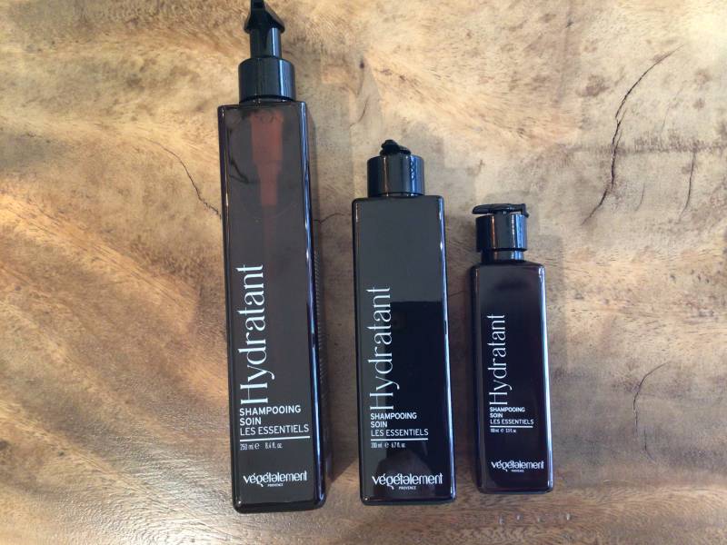 Acheter un shampooing hydratant aux huiles essentielles pour cheveux ternes à Lyon dans le Rhône